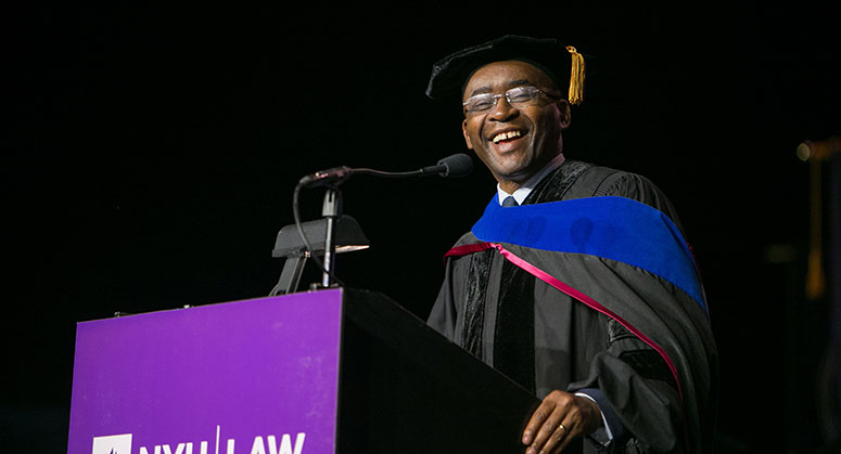 Strive Masiyiwa addressing the Class of 2018