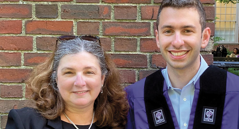  Isaac Kirschner ’22 with his mother, Elyse Kirschner ’93, LLM ’95
