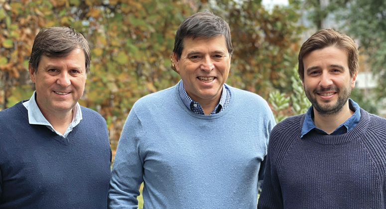  Manuel Guerrero LLM ’22 (right) with his brothers, Roberto Guerrero MCJ ’94 (left) and Pablo Guerrero MCJ ’95 (center)