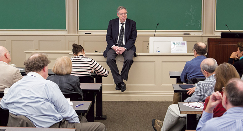 Professor Richard Epstein giving a lecture at 2018 NYU Law Reunion