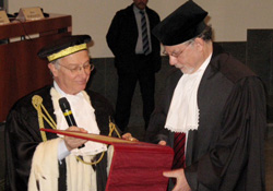 Joseph Weiler receiving degree