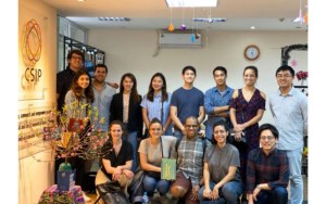 Group of SE-SL students visiting Hanoi.