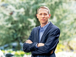 Oren Bar-Gill