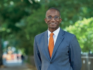 Kevin Davis
