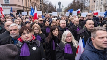 Judges in Poland demonstrate against new draft law introducing further restrictions on judges freedom of speech and assembly