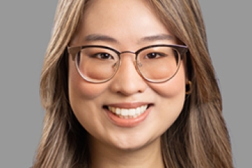 Zoe Lo headshot thumbnail