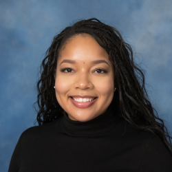 Heavin Hunter Headshot