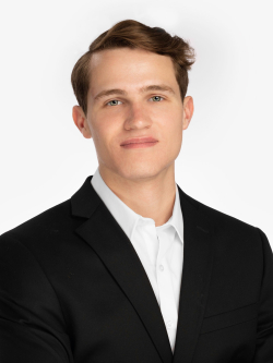 Anton Kandalin Headshot