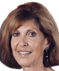 Rachel Robbins headshot