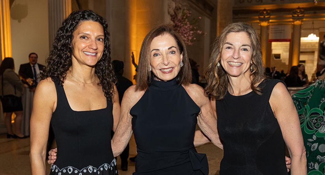 Lisa Hoyes, Sara Moss, Kim Raisler